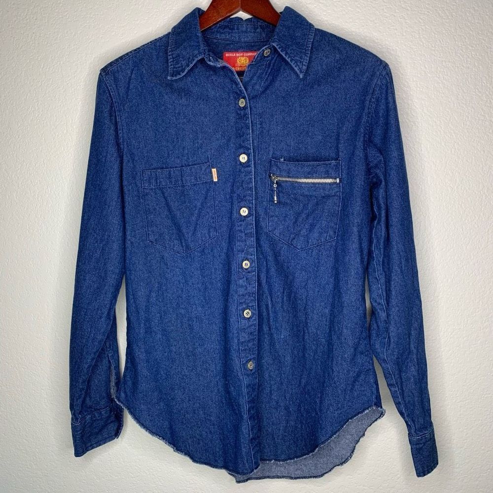 Bugle Boy Company's Women's Blue Vintage Button-Down Long-Sleeve Denim Shirt Siz
